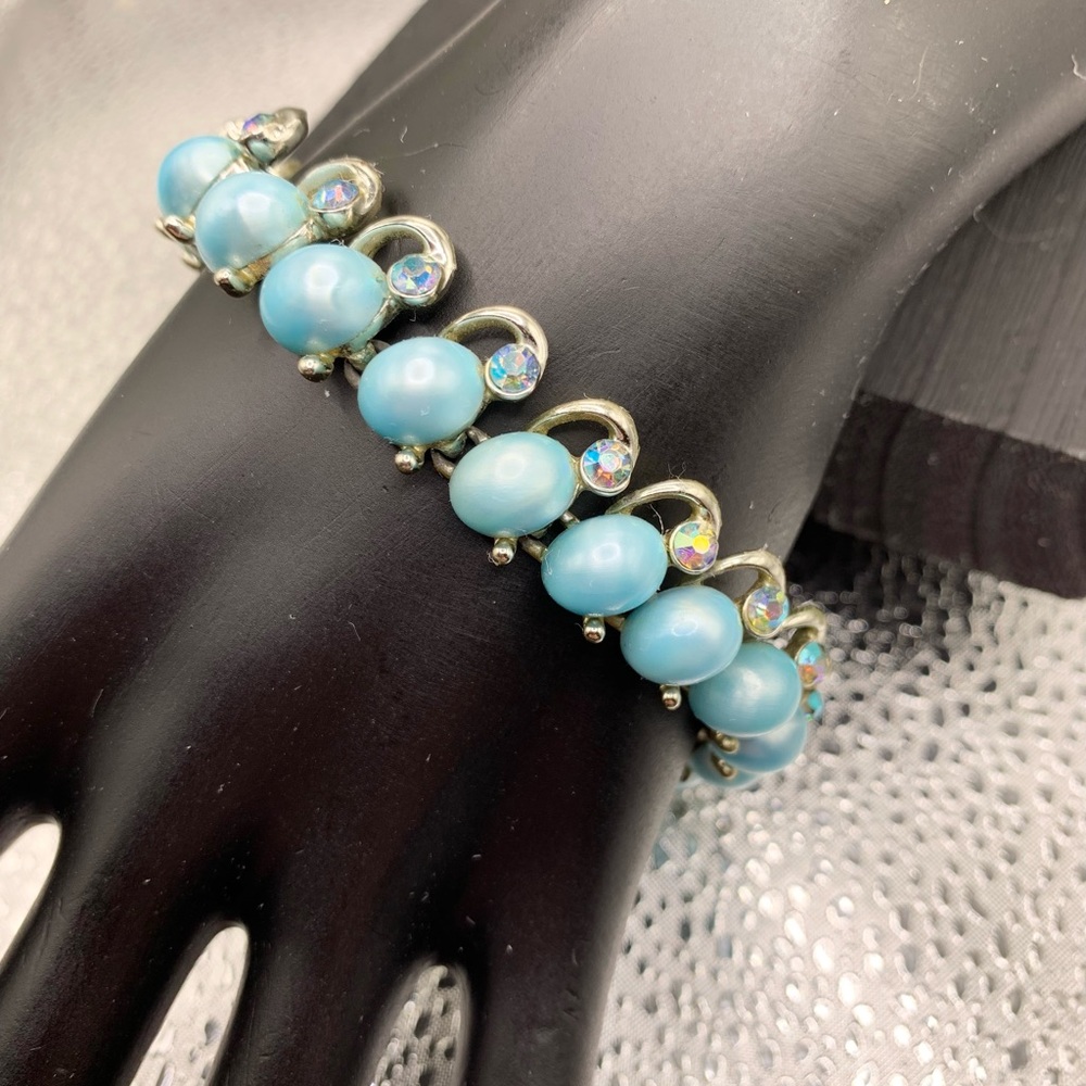 Blue Beaded Bracelet with Gold Accents